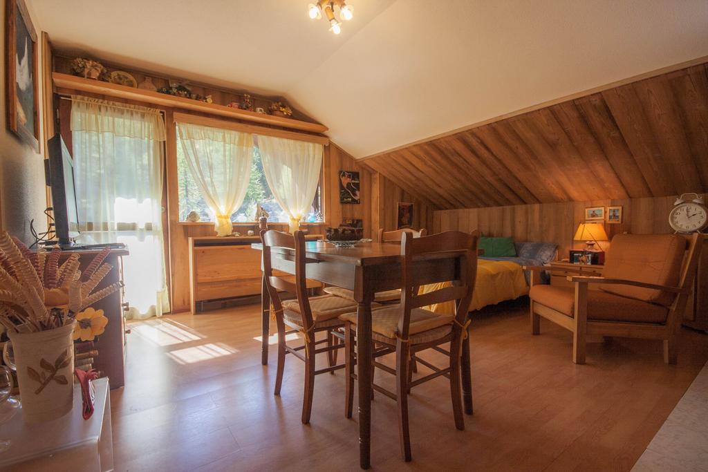 Residence Petit Tibet Breuil-Cervinia Szoba fotó