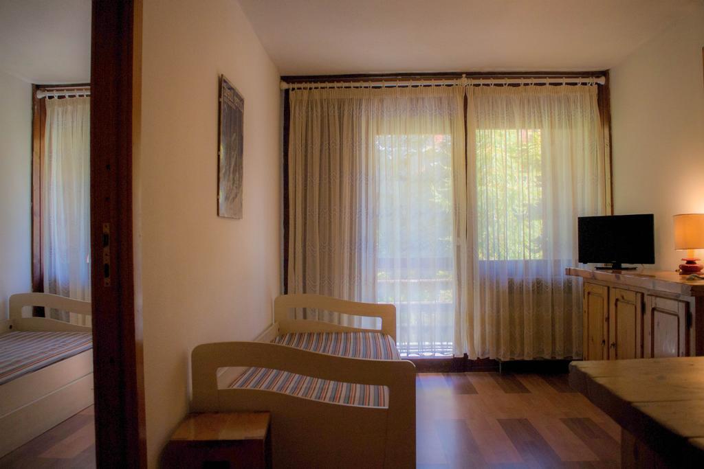 Residence Petit Tibet Breuil-Cervinia Szoba fotó